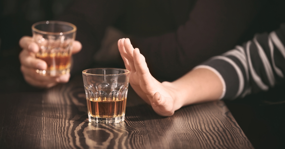 how to wean off alcohol featured image - Middle Tennessee Detox how to wean off alcohol — featured image
